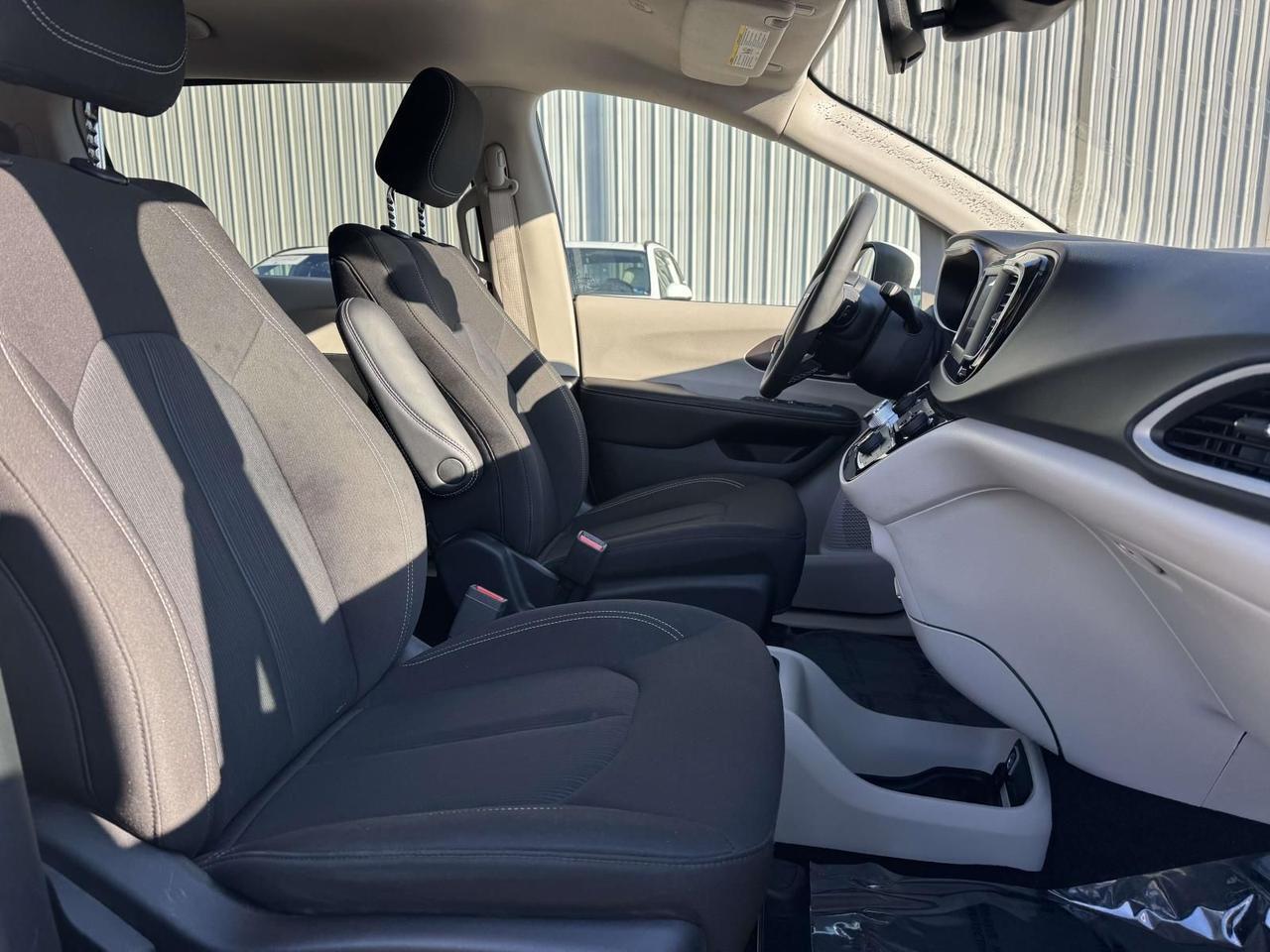 2023 Chrysler Voyager LX Fredericksburg VA