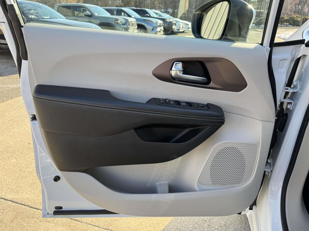 2023 Chrysler Voyager LX Fredericksburg VA