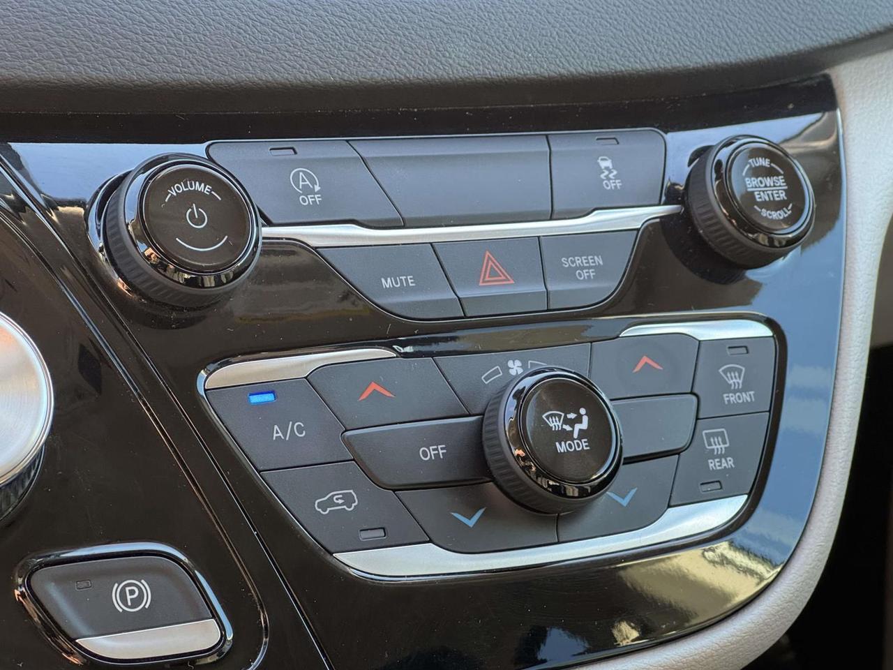 2023 Chrysler Voyager LX Fredericksburg VA