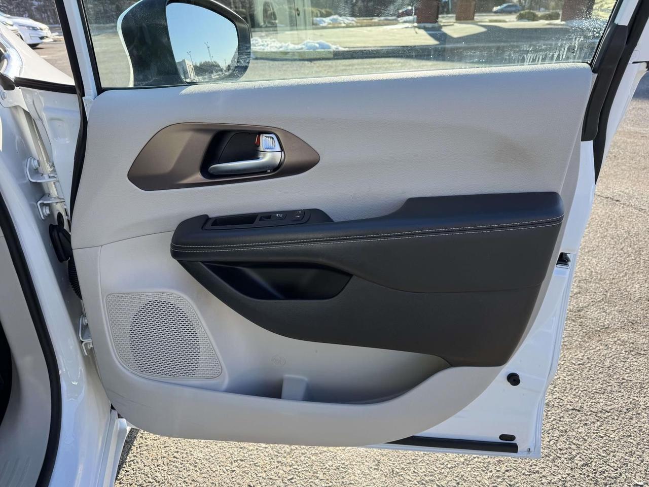 2023 Chrysler Voyager LX Fredericksburg VA