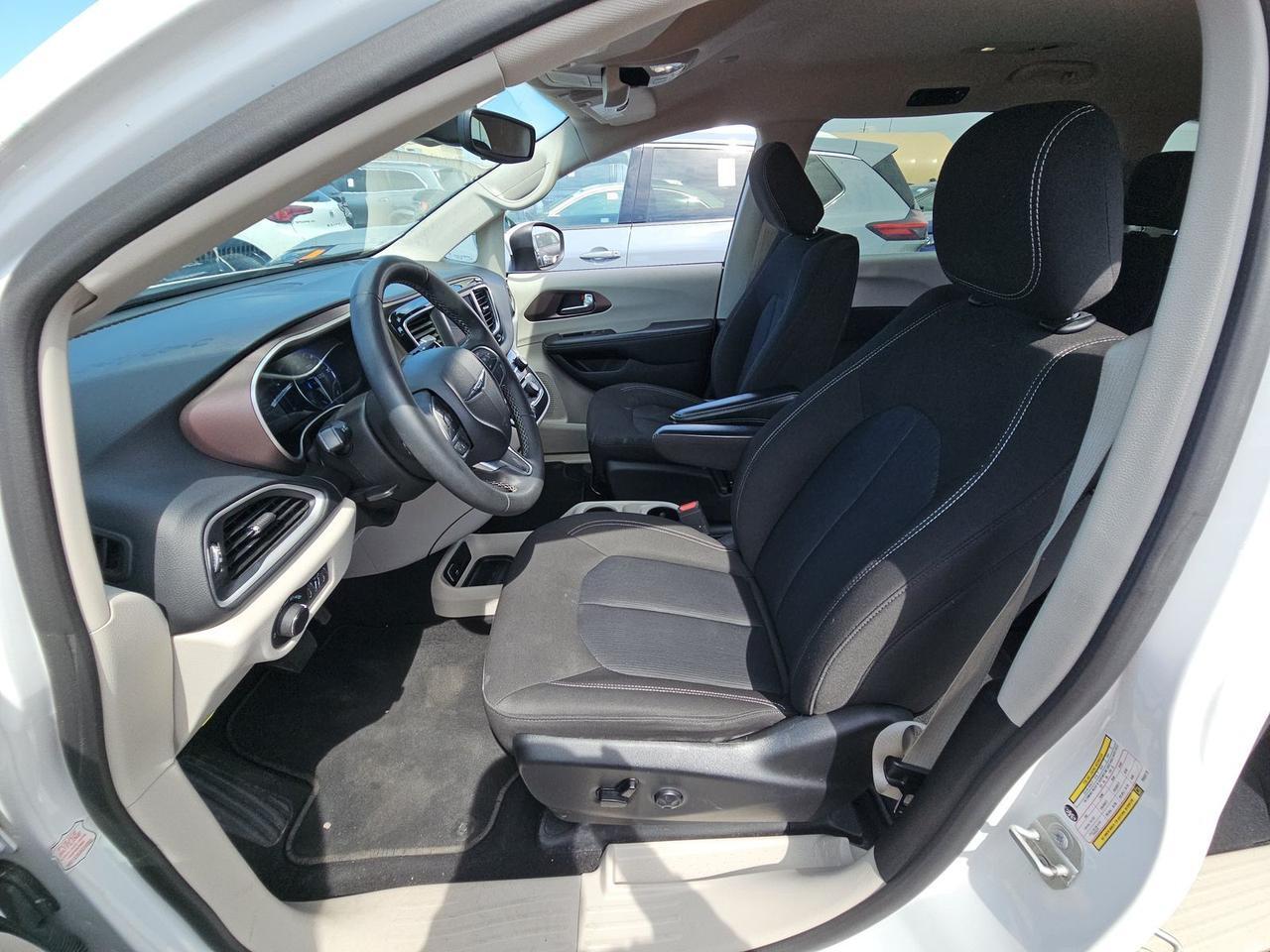 2023 Chrysler Voyager LX Stafford VA