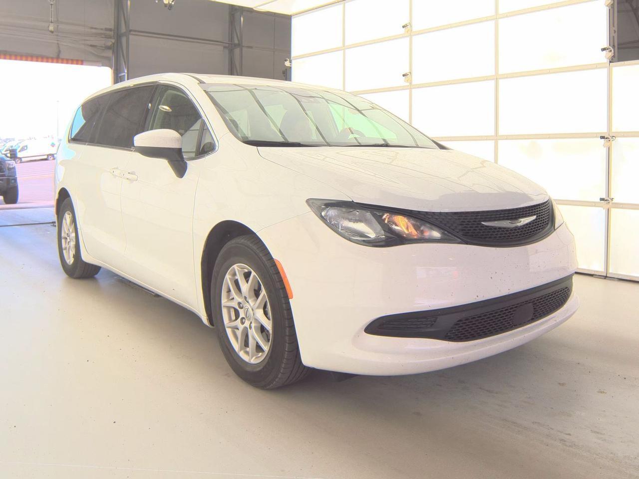 2023 Chrysler Voyager