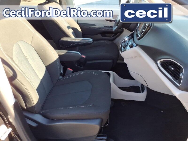 2023 Chrysler Voyager (fleet-only) LX Del Rio TX