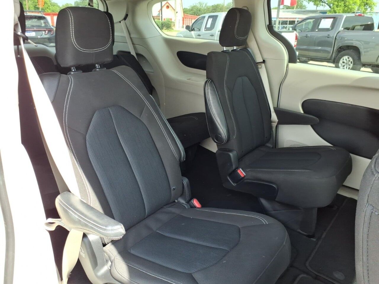 2023 Chrysler Voyager (fleet-only) LX Uvalde TX