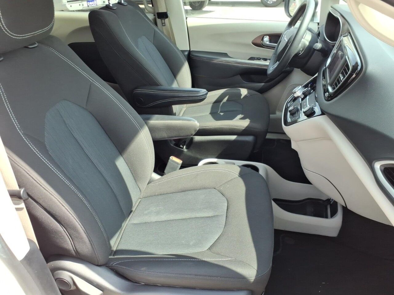 2023 Chrysler Voyager (fleet-only) LX Uvalde TX