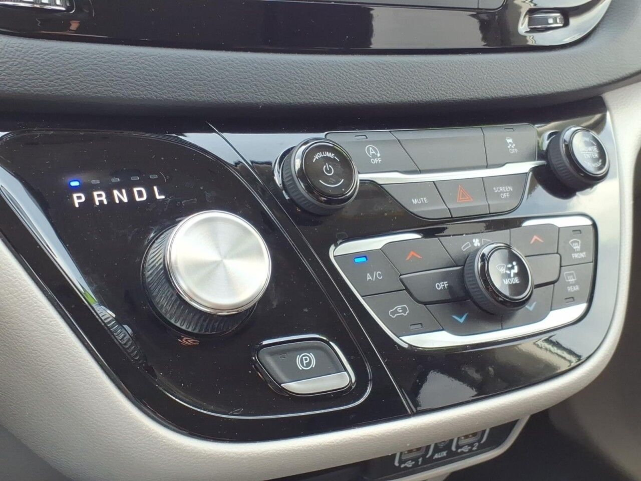 2023 Chrysler Voyager (fleet-only) LX Uvalde TX