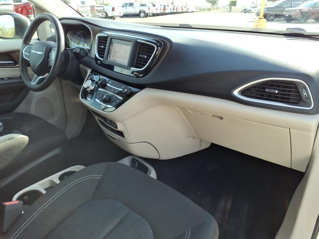 2023 Chrysler Voyager (fleet-only) LX Uvalde TX