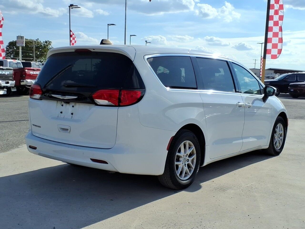 2023 Chrysler Voyager (fleet-only) LX Uvalde TX