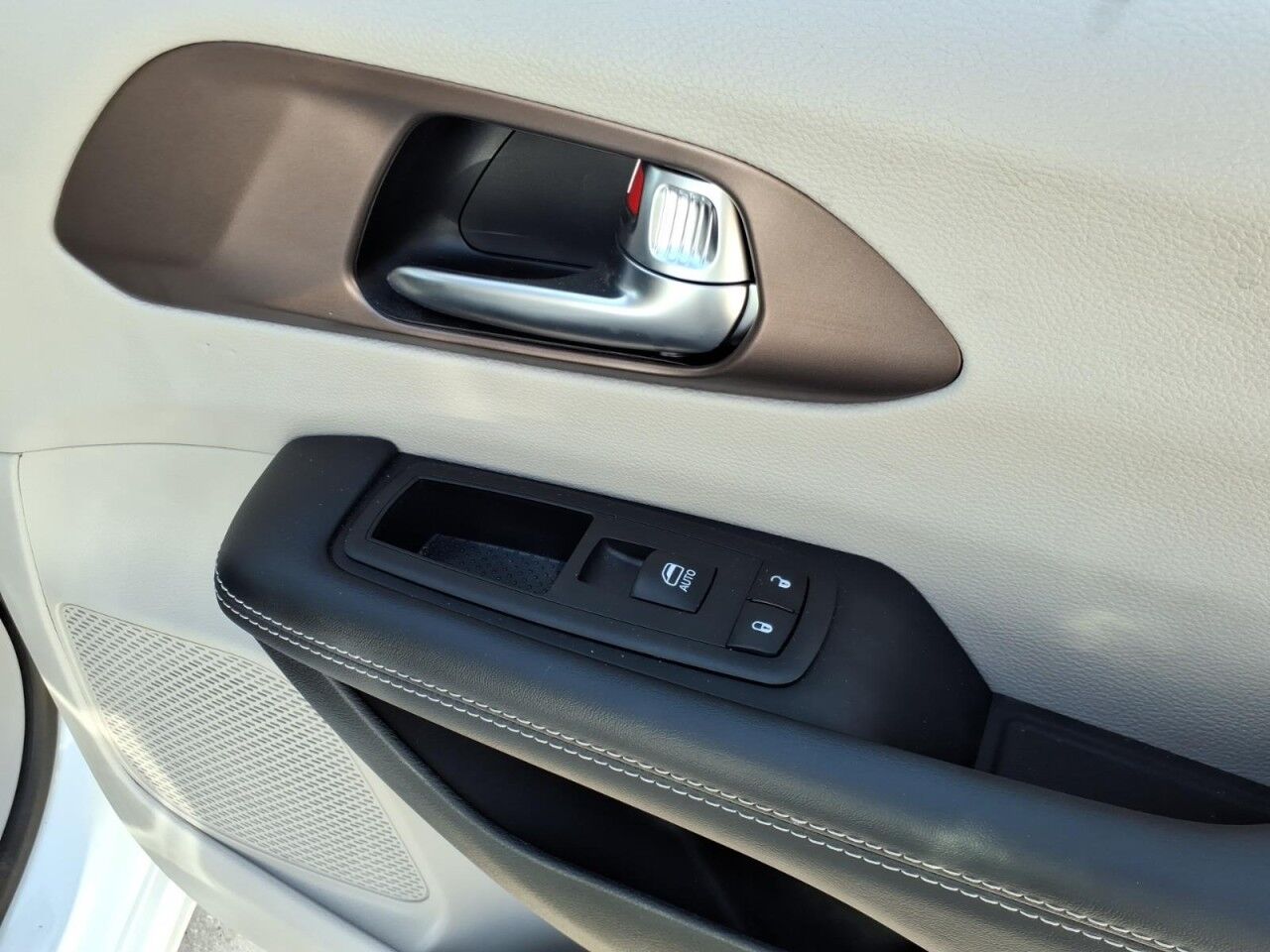 2023 Chrysler Voyager (fleet-only) LX Uvalde TX