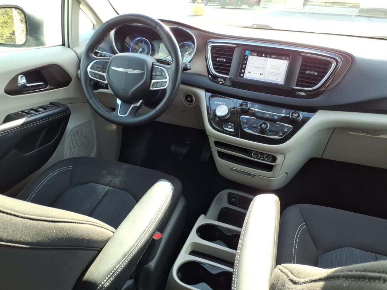 2023 Chrysler Voyager (fleet-only) LX Uvalde TX