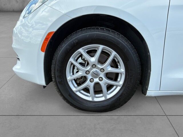 2023 Chrysler Voyager (fleet-only) LX Burnet TX