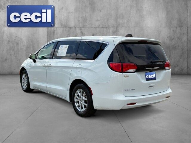 2023 Chrysler Voyager (fleet-only) LX