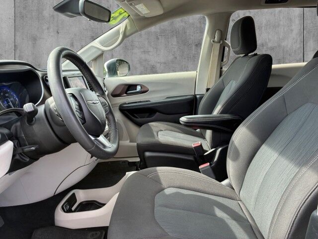 2023 Chrysler Voyager (fleet-only) LX Burnet TX