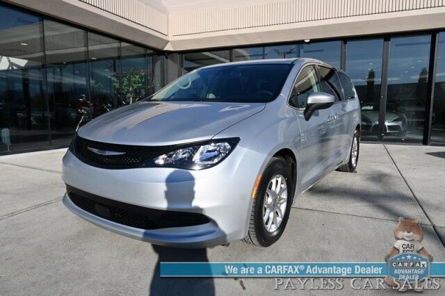 2023 Chrysler Voyager (fleet-only) LX