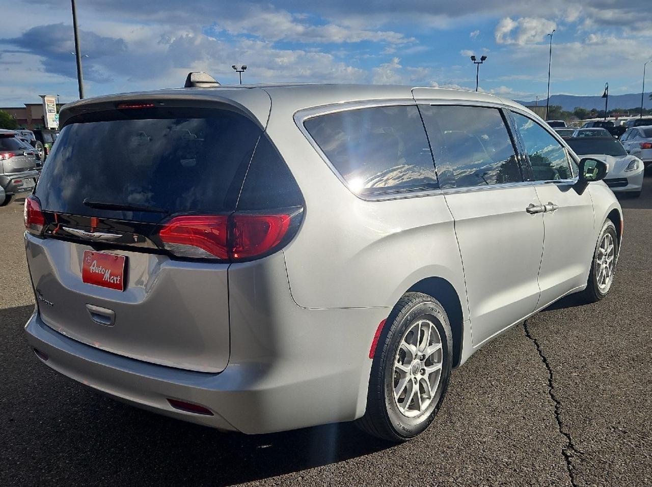 2023 Chrysler Voyager (fleet-only) LX Grand Junction CO