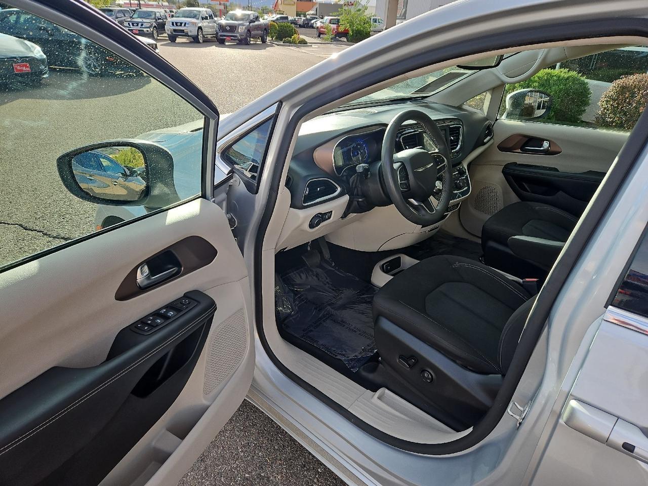 2023 Chrysler Voyager (fleet-only) LX Grand Junction CO