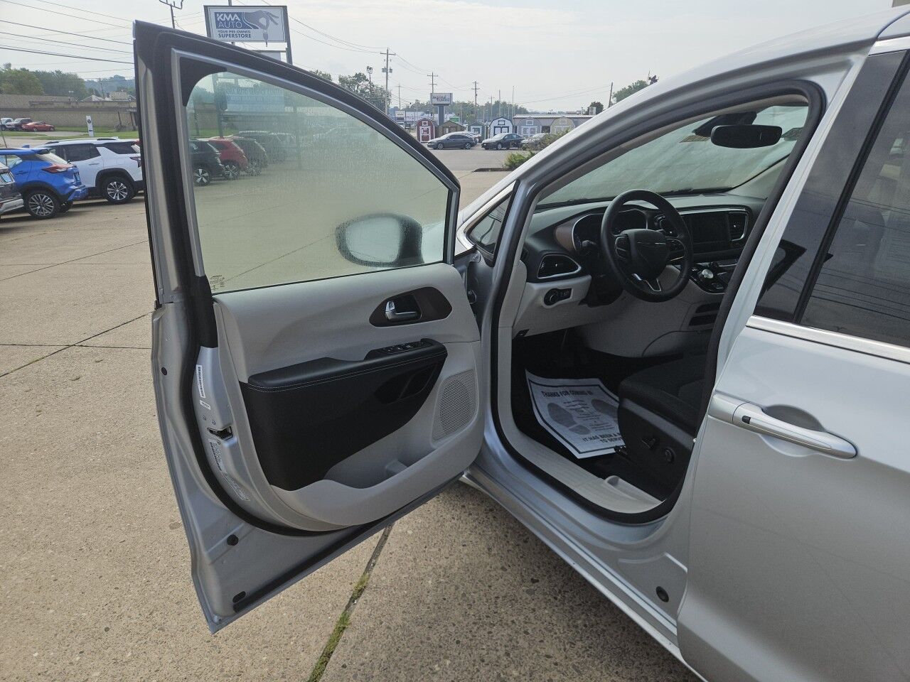 2023 Chrysler Voyager (fleet-only) LX Marietta OH