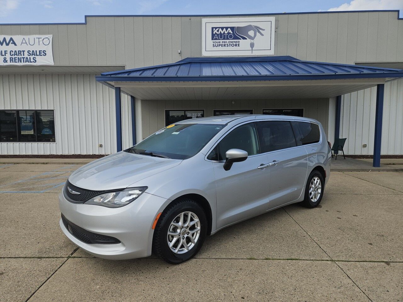2023 Chrysler Voyager (fleet-only) LX Marietta OH