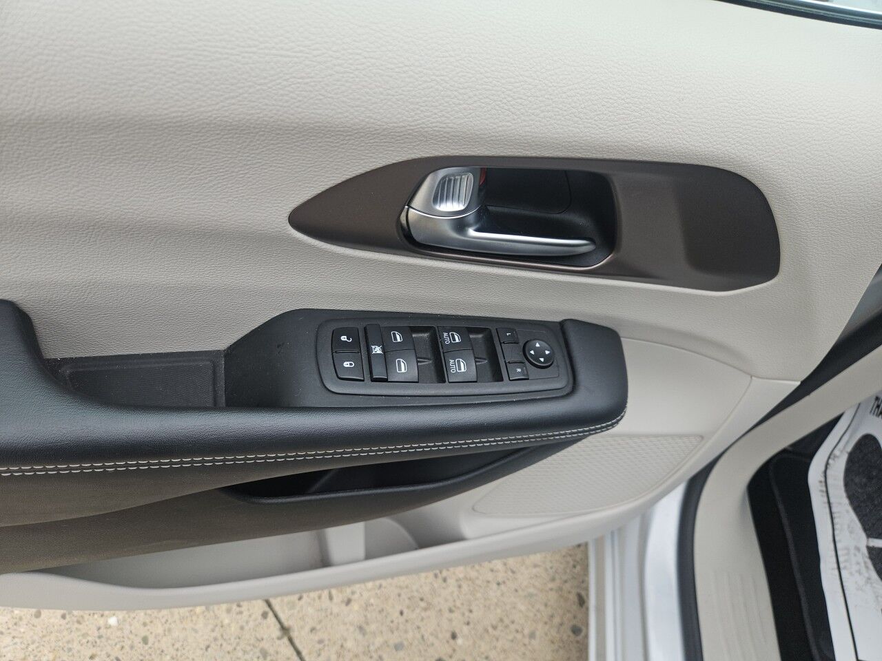 2023 Chrysler Voyager (fleet-only) LX Marietta OH