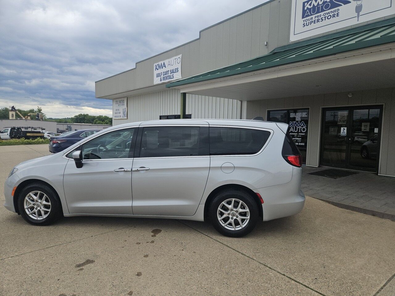 2023 Chrysler Voyager (fleet-only) LX Marietta OH