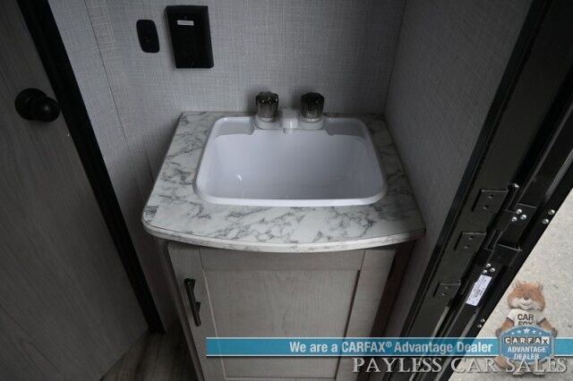 2023 Coleman Dutchmen 2935BH Anchorage AK