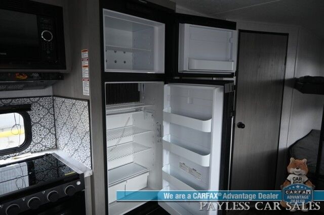 2023 Coleman Dutchmen 2935BH Anchorage AK