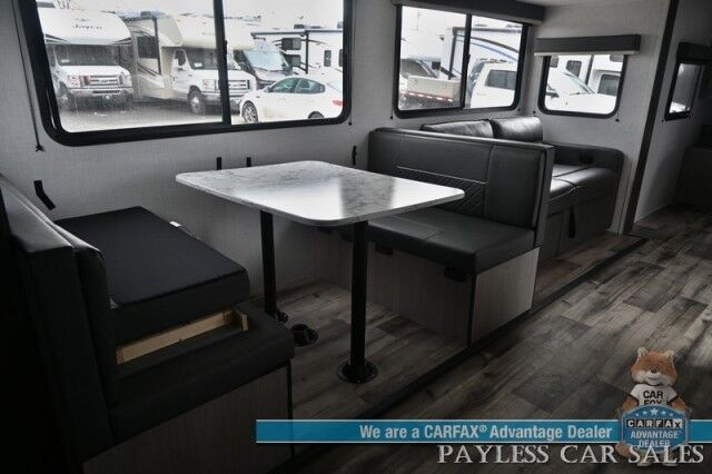 2023 Coleman Dutchmen 2935BH Anchorage AK