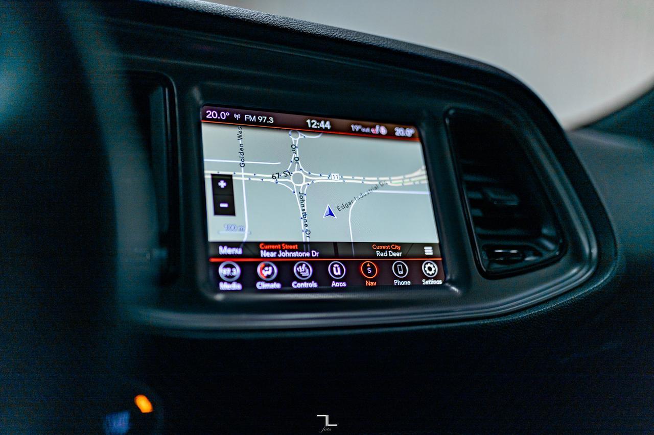 2023 Dodge Challenger AWD SXT Nav BCam Red Deer AB