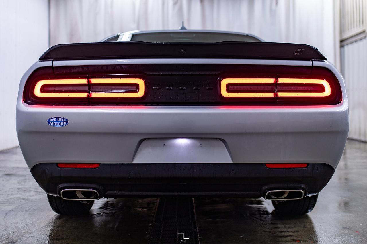 2023 Dodge Challenger AWD SXT Plus Leather Nav BCam Red Deer AB