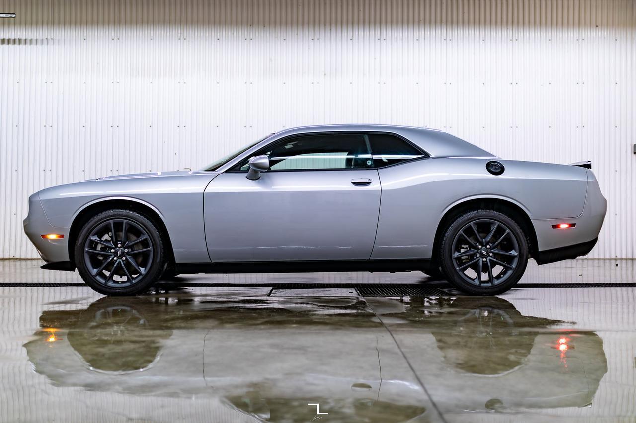 2023 Dodge Challenger AWD SXT Plus Leather Nav BCam Red Deer AB