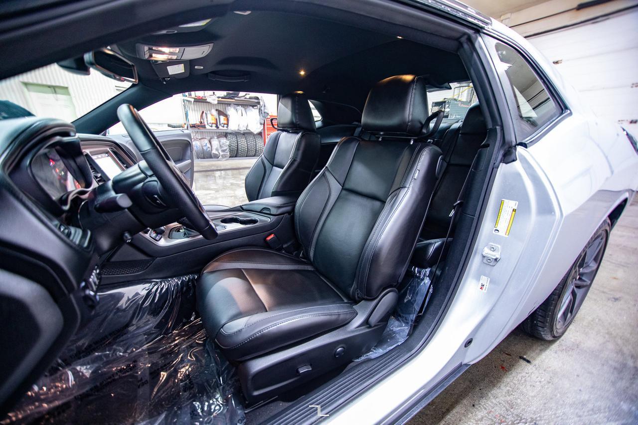 2023 Dodge Challenger AWD SXT Plus Leather Nav BCam Red Deer AB