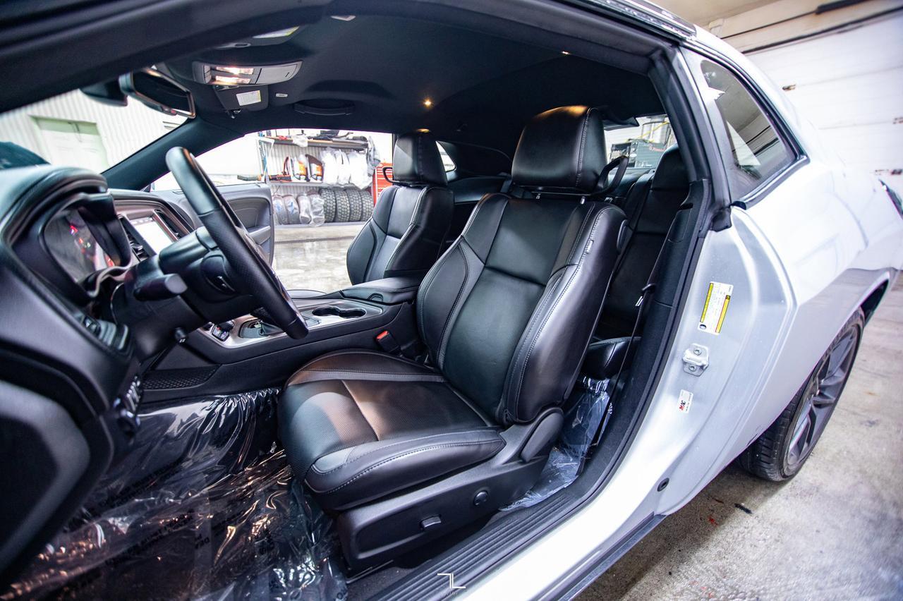 2023 Dodge Challenger AWD SXT Plus Leather Nav BCam Red Deer AB