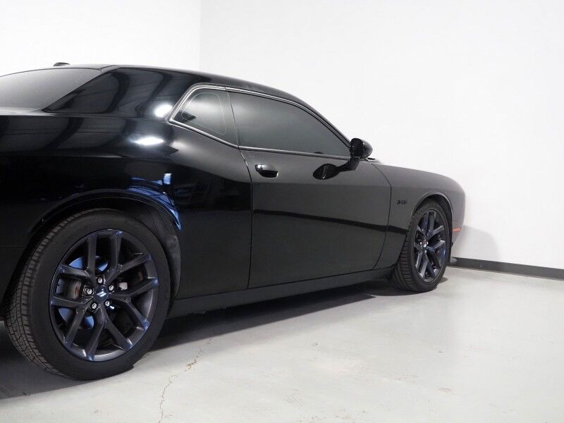 2023 Dodge Challenger R/T *BLACKTOP PKG, MOONROOF, BACKUP-CAMERA, COLOR TOUCHSCREEN, KEYLESS ENTRY, REMOTE START, 20 INCH WHEELS, ACTIVE EXHAUST, ALPINE AUDIO, ANDROID & APPLE Round Rock TX