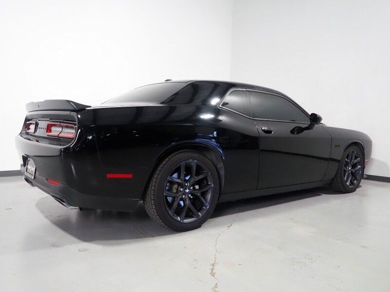 2023 Dodge Challenger R/T *BLACKTOP PKG, MOONROOF, BACKUP-CAMERA, COLOR TOUCHSCREEN, KEYLESS ENTRY, REMOTE START, 20 INCH WHEELS, ACTIVE EXHAUST, ALPINE AUDIO, ANDROID & APPLE Round Rock TX