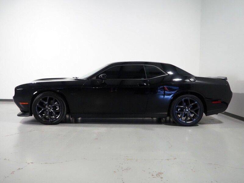 2023 Dodge Challenger R/T *BLACKTOP PKG, MOONROOF, BACKUP-CAMERA, COLOR TOUCHSCREEN, KEYLESS ENTRY, REMOTE START, 20 INCH WHEELS, ACTIVE EXHAUST, ALPINE AUDIO, ANDROID & APPLE Round Rock TX