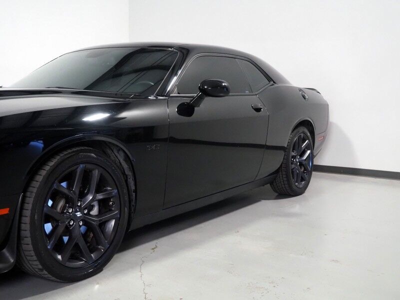 2023 Dodge Challenger R/T *BLACKTOP PKG, MOONROOF, BACKUP-CAMERA, COLOR TOUCHSCREEN, KEYLESS ENTRY, REMOTE START, 20 INCH WHEELS, ACTIVE EXHAUST, ALPINE AUDIO, ANDROID & APPLE Round Rock TX