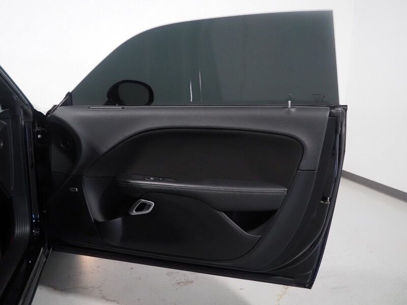 2023 Dodge Challenger R/T *BLACKTOP PKG, MOONROOF, BACKUP-CAMERA, COLOR TOUCHSCREEN, KEYLESS ENTRY, REMOTE START, 20 INCH WHEELS, ACTIVE EXHAUST, ALPINE AUDIO, ANDROID & APPLE Round Rock TX