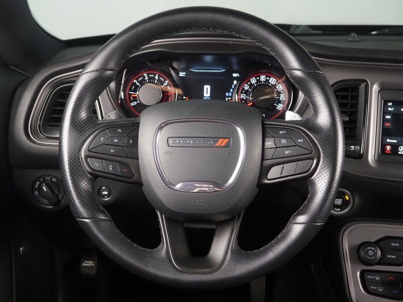 2023 Dodge Challenger R/T *BLACKTOP PKG, MOONROOF, BACKUP-CAMERA, COLOR TOUCHSCREEN, KEYLESS ENTRY, REMOTE START, 20 INCH WHEELS, ACTIVE EXHAUST, ALPINE AUDIO, ANDROID & APPLE Round Rock TX