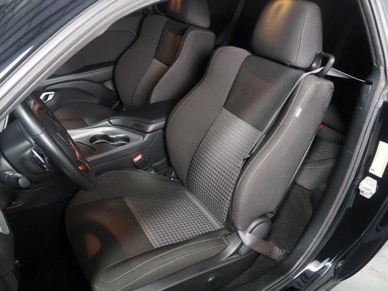 2023 Dodge Challenger R/T *BLACKTOP PKG, MOONROOF, BACKUP-CAMERA, COLOR TOUCHSCREEN, KEYLESS ENTRY, REMOTE START, 20 INCH WHEELS, ACTIVE EXHAUST, ALPINE AUDIO, ANDROID & APPLE Round Rock TX