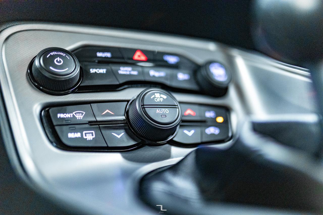 2023 Dodge Challenger R/T Plus Manual Leather Roof Nav Red Deer AB