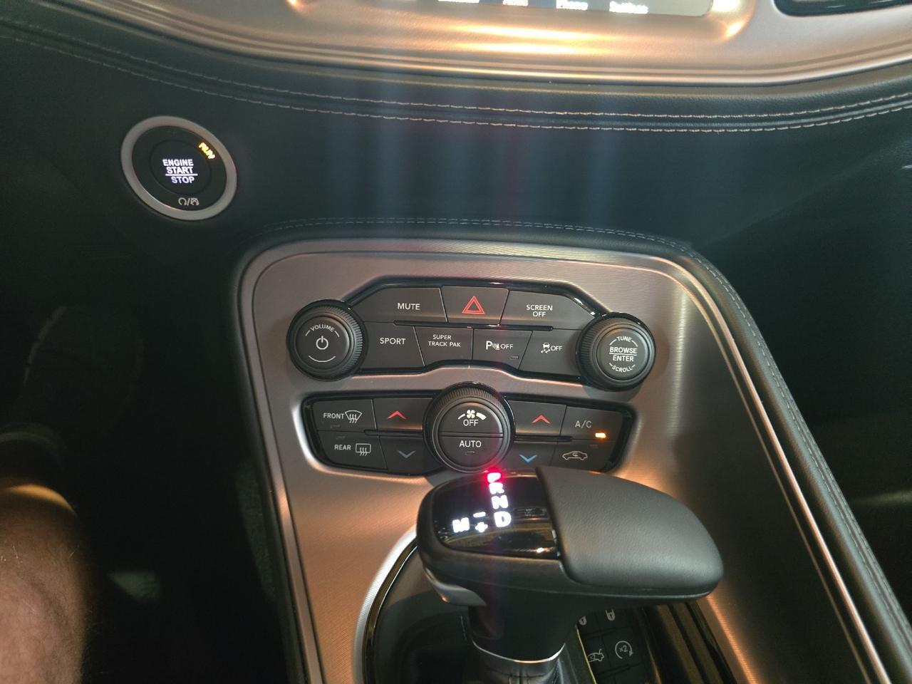 2023 Dodge Challenger R/T Sand Lake NY