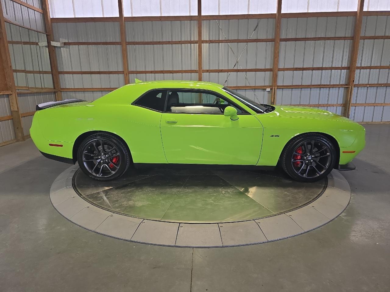 2023 Dodge Challenger R/T Sand Lake NY