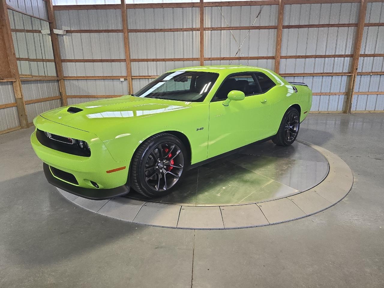 2023 Dodge Challenger R/T Sand Lake NY