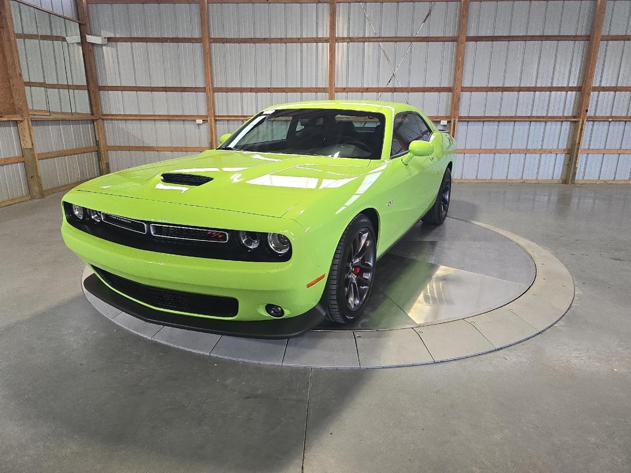 2023 Dodge Challenger R/T Sand Lake NY