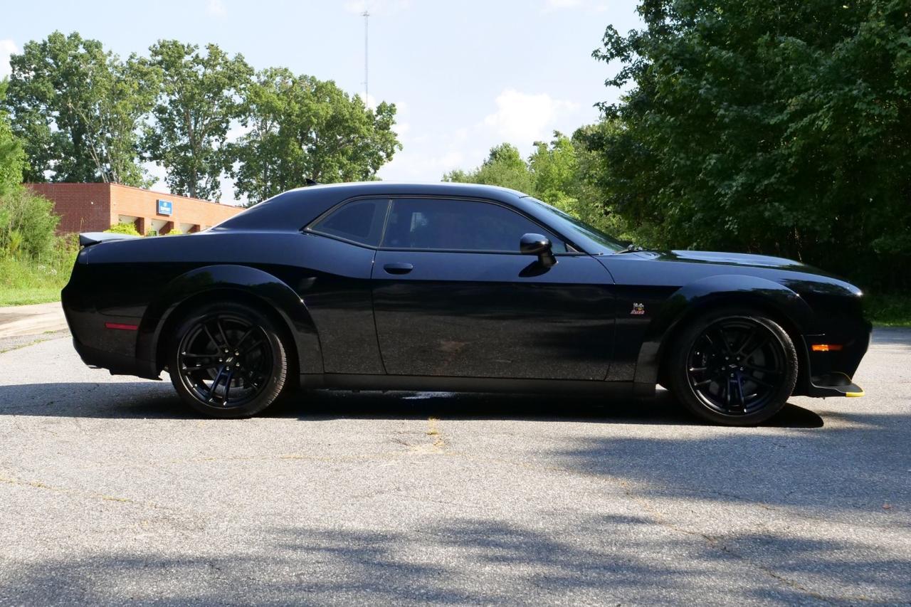 2023 Dodge Challenger R/T Scat Pack Widebody / Harman Kardon Audio / 6.4L V8! Lincolnton NC