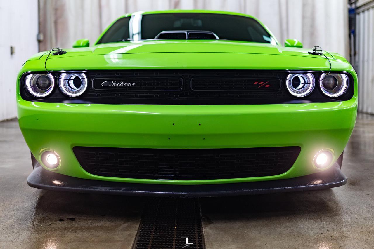 2023 Dodge Challenger R/T Shaker Leather Roof Nav BCam Red Deer AB