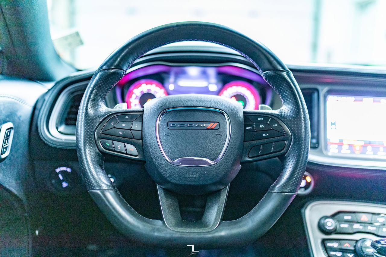 2023 Dodge Challenger R/T Shaker Leather Roof Nav BCam Red Deer AB