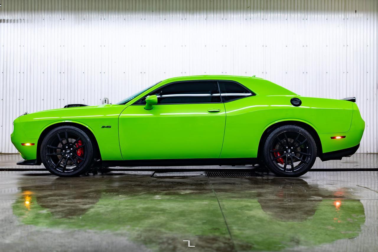 2023 Dodge Challenger R/T Shaker Leather Roof Nav BCam Red Deer AB