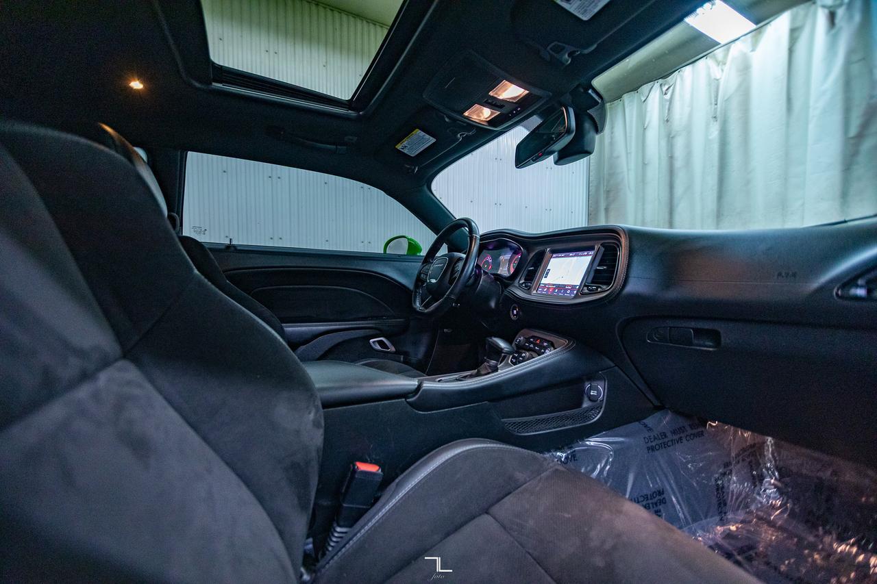 2023 Dodge Challenger R/T Shaker Leather Roof Nav BCam Red Deer AB