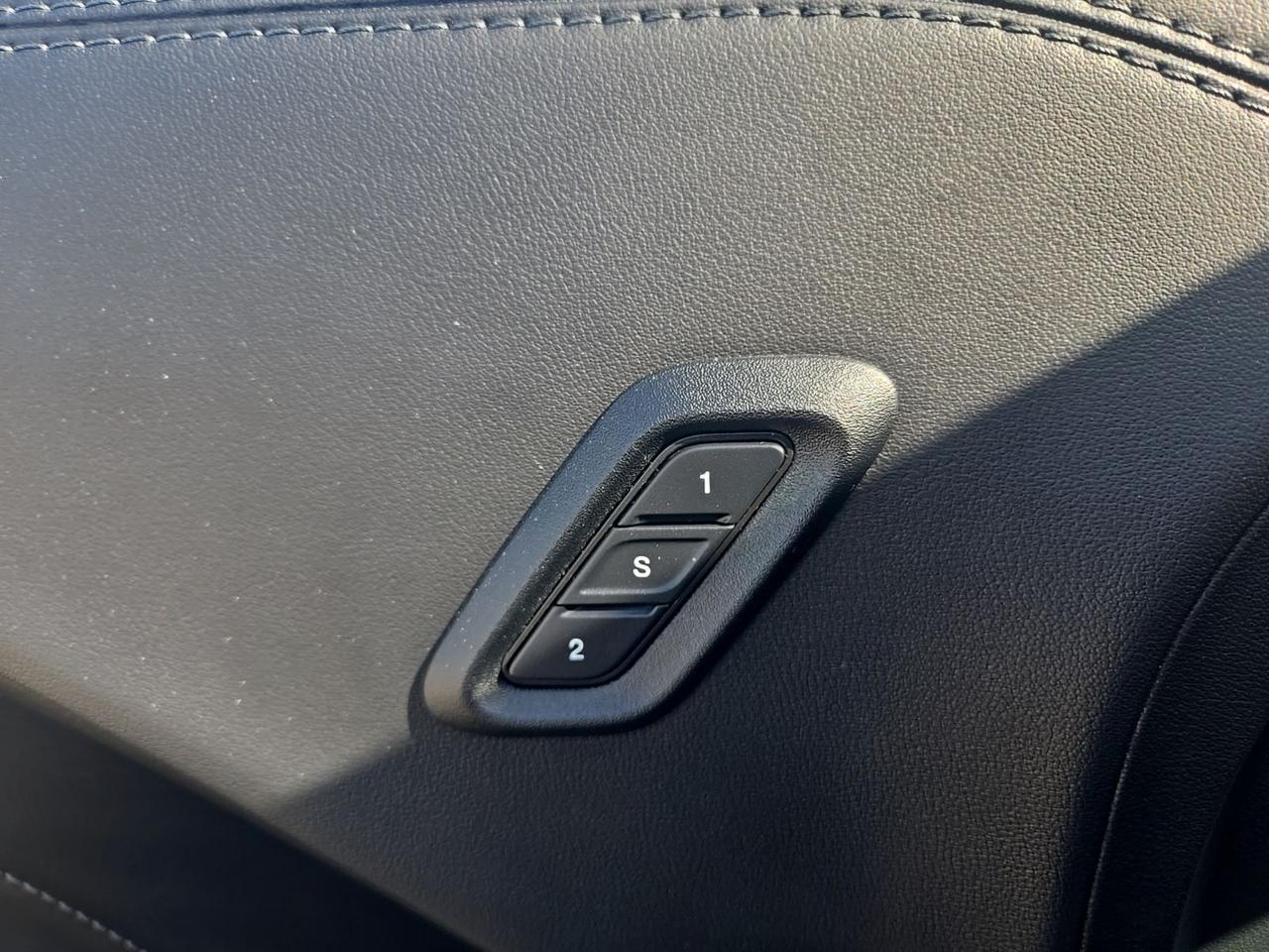 2023 Dodge Challenger R/T West Burlington IA